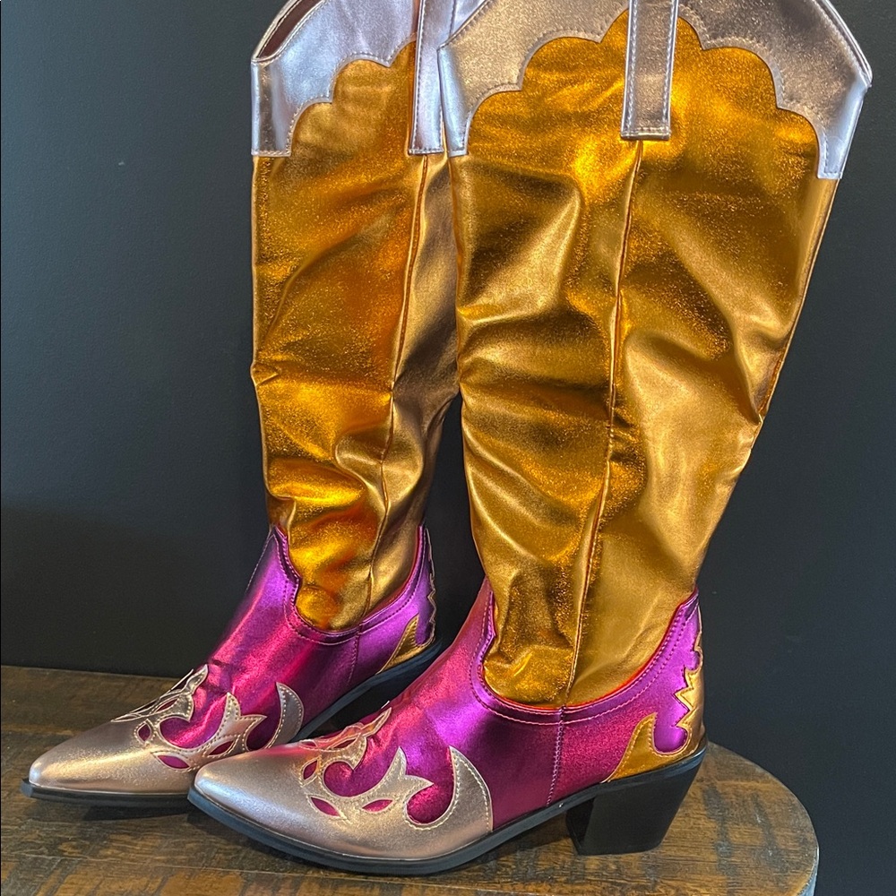 Cowboy Boots Size 7.5 US - Picture 7 of 11